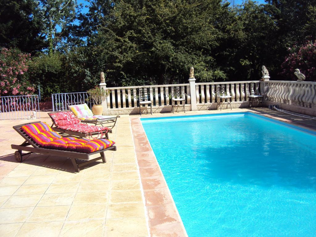Hotel La Douloire Pernes-les-Fontaines Zewnętrze zdjęcie